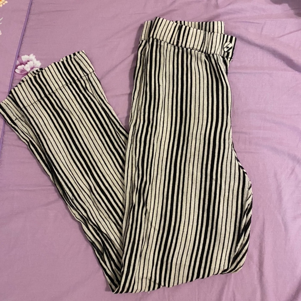 Brandy Melville Frankie pants